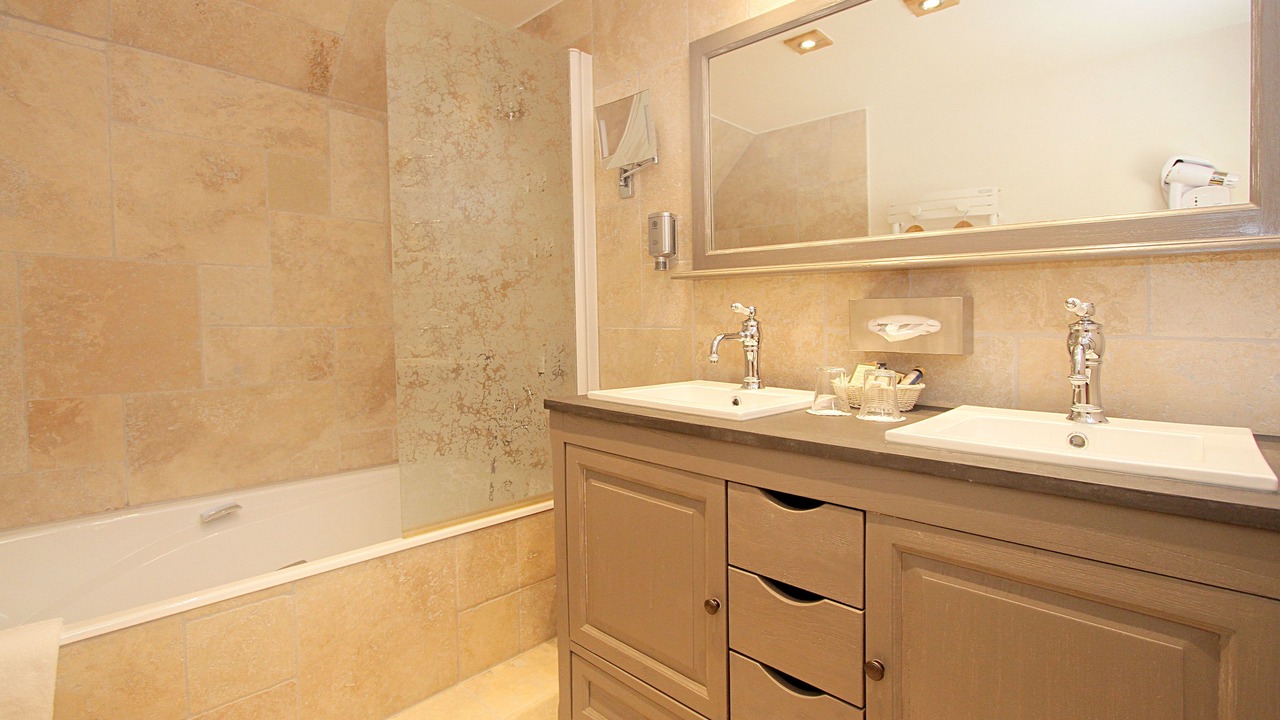 Photo of Bathroom in Venosc