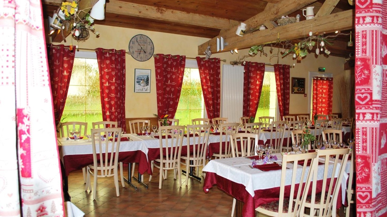 Photo of Others in Bonnetage