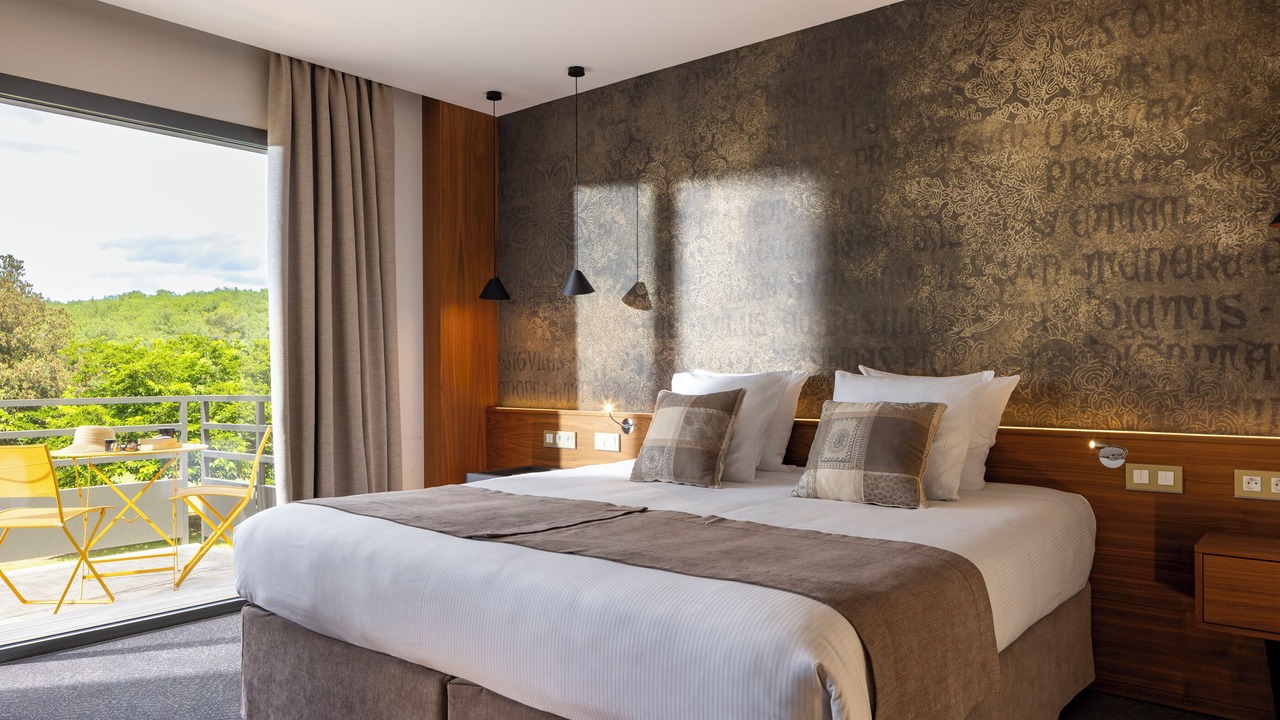 Photo of Bedroom in Chandolas