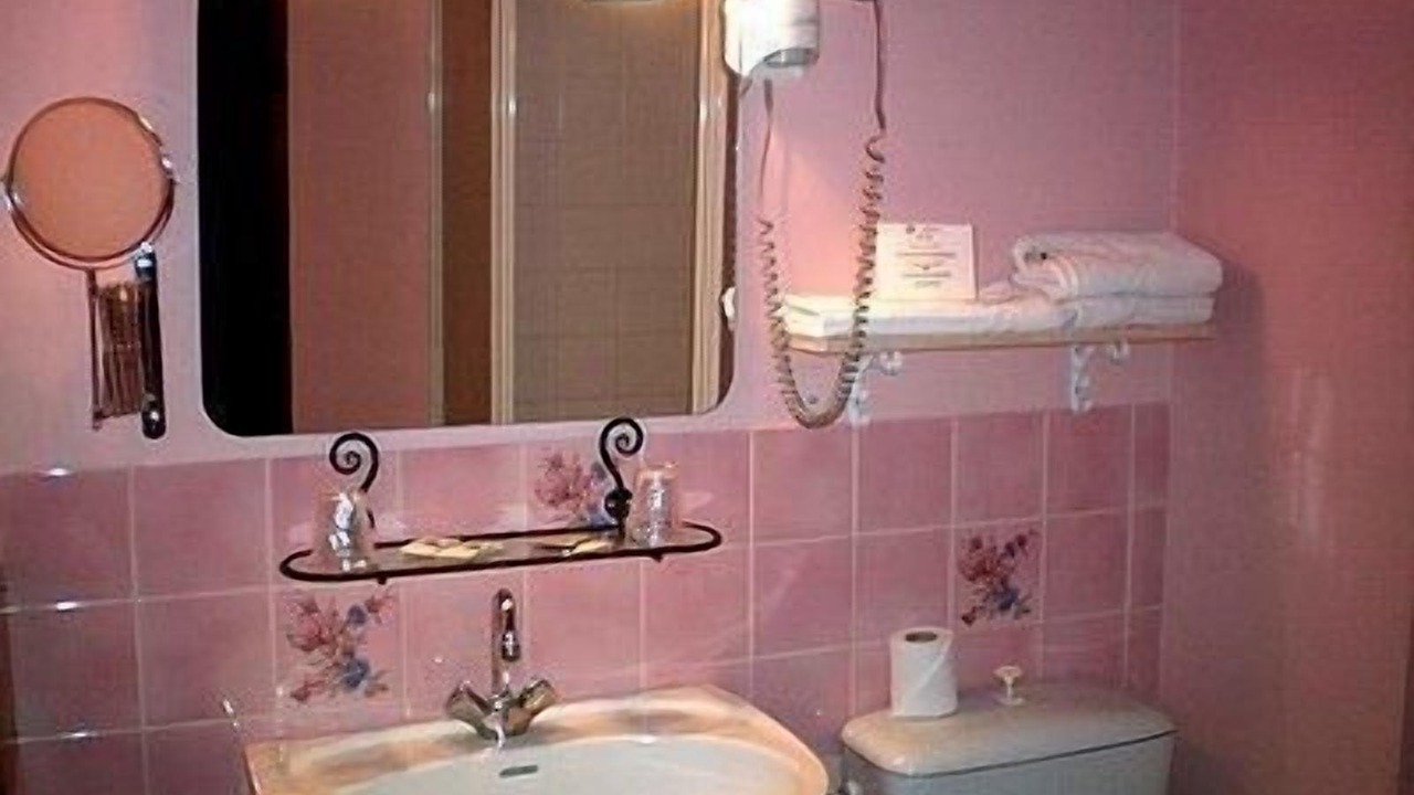 Photo of Bathroom in Bessines-sur-Gartempe
