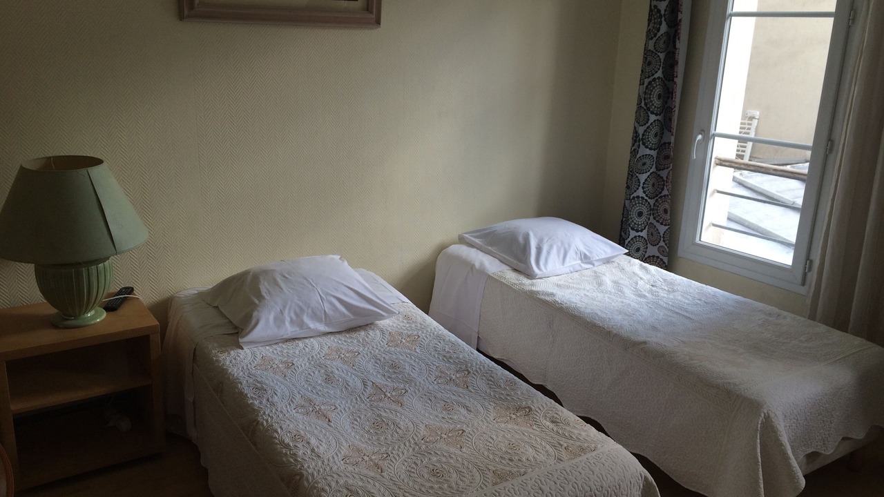 Photo of Bedroom in 11th Arrondissement