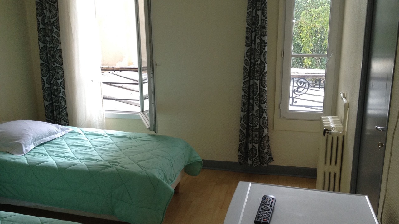 Photo of Bedroom in 11th Arrondissement