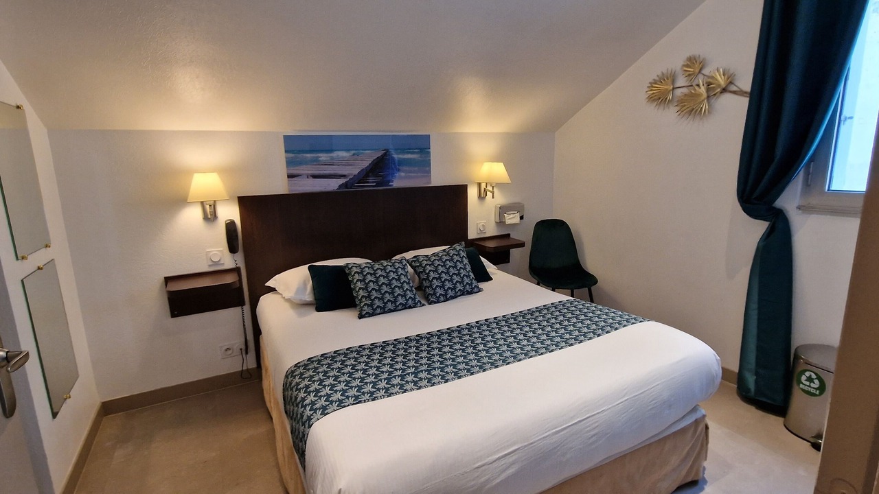 Photo of Bedroom in Guer