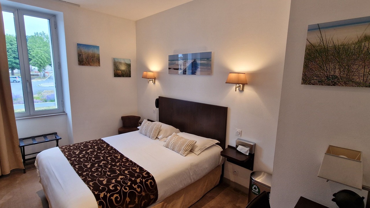 Photo of Bedroom in Guer