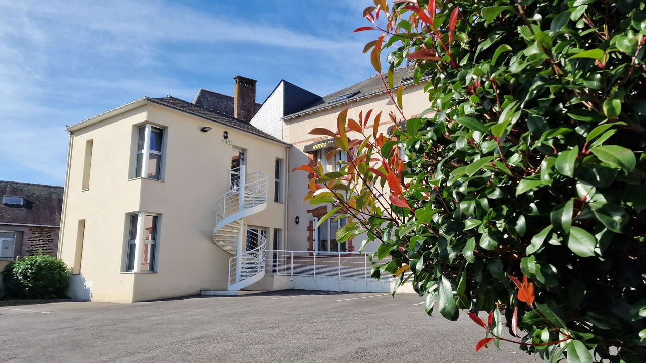 Photo of Outdoor in Guer