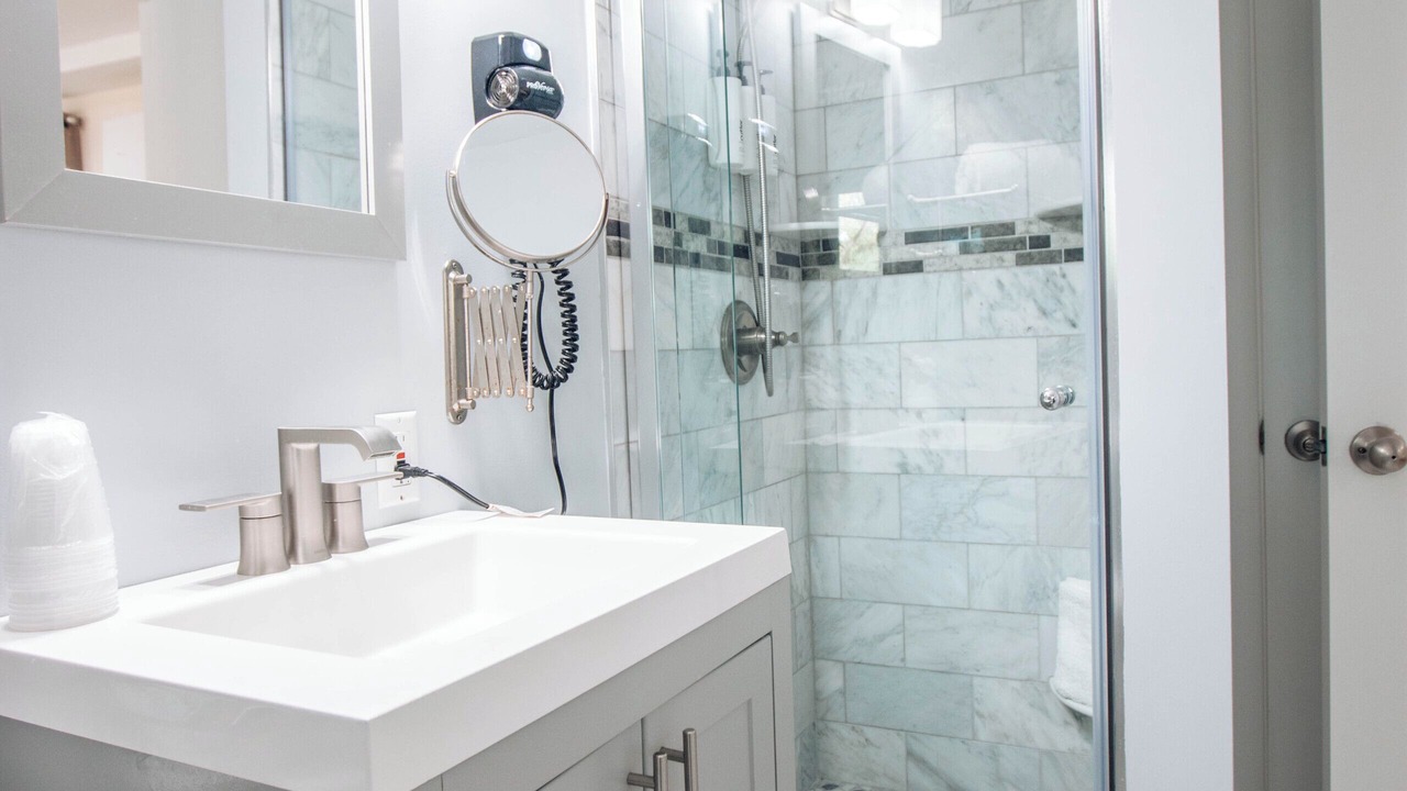 Photo of Bathroom in Amagansett