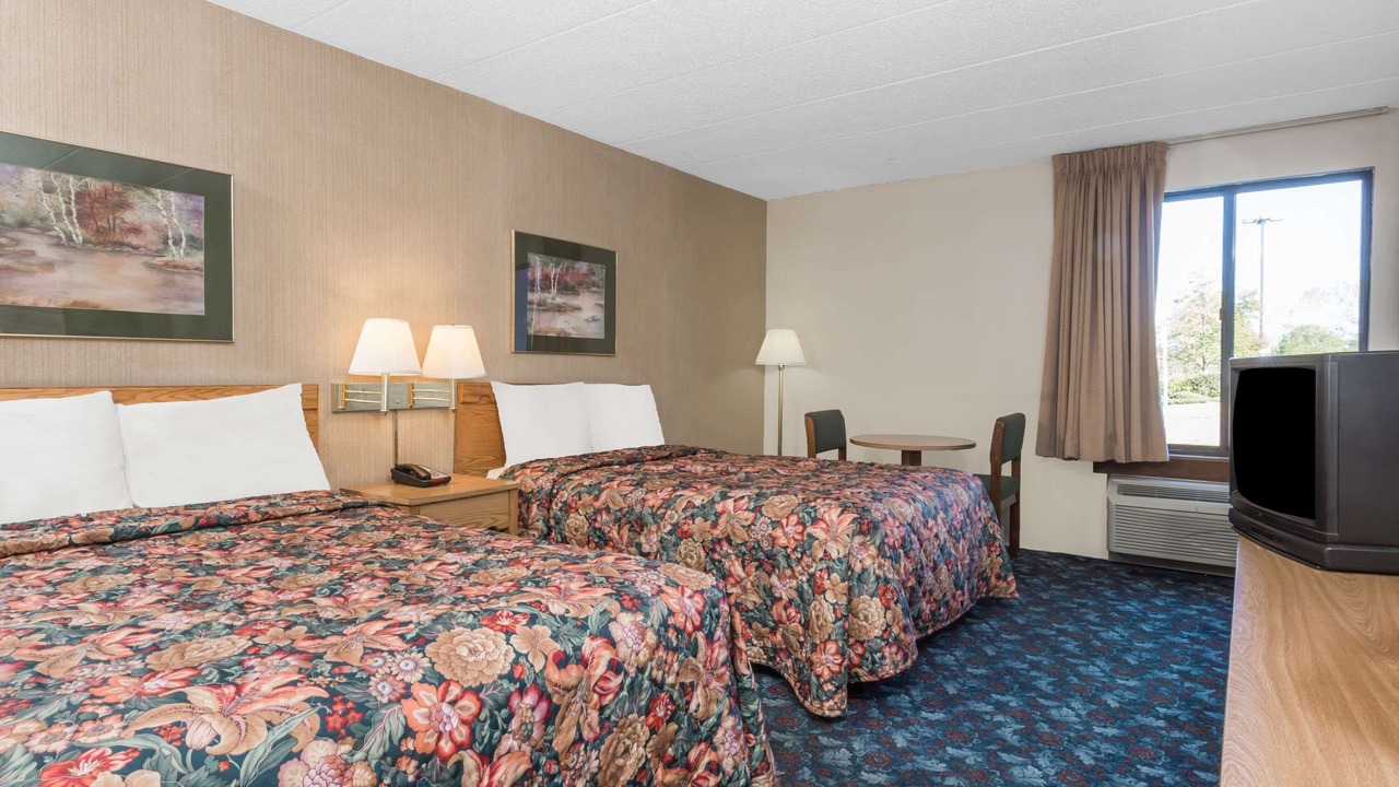 Photo of Others in Murlin Heights