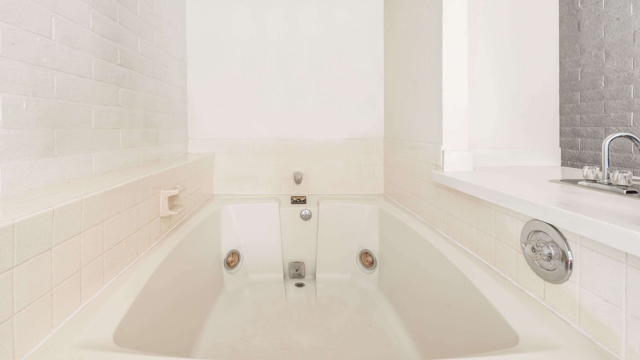 Photo of Others in Murlin Heights