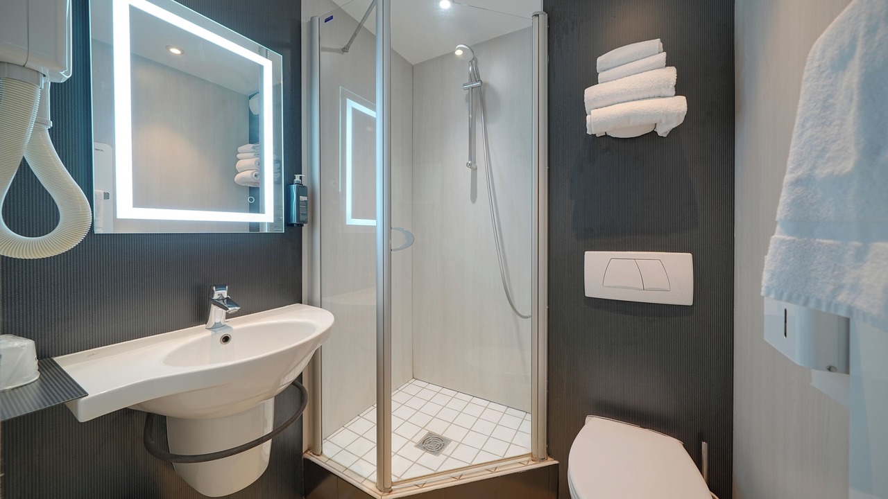 Photo of Others in Arnage