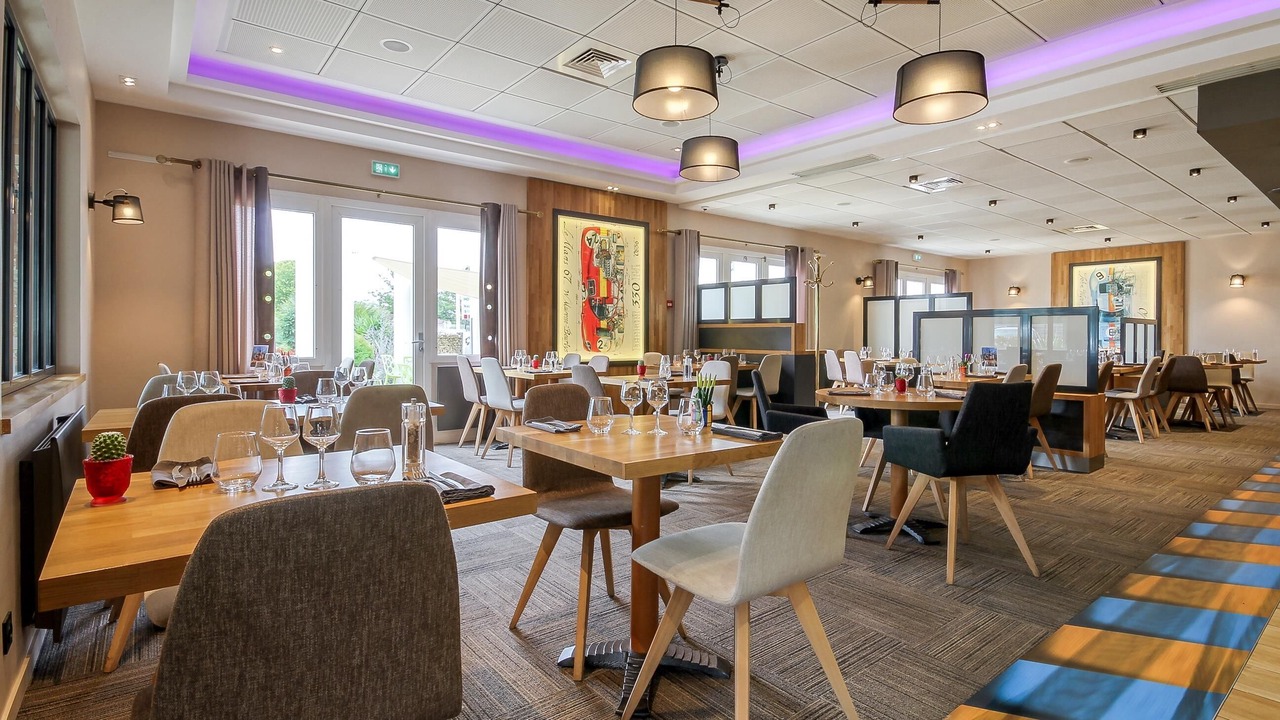 Photo of Others in Arnage