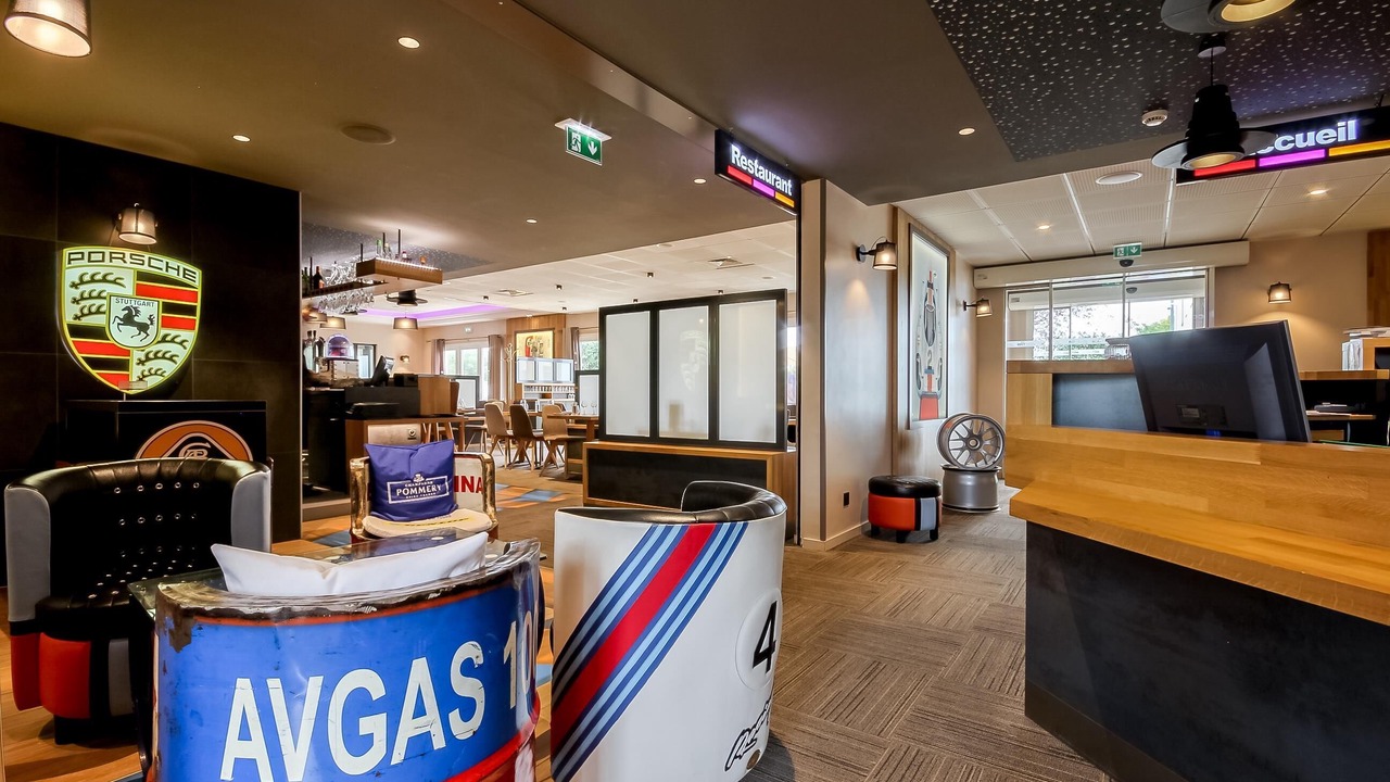 Photo of Others in Arnage