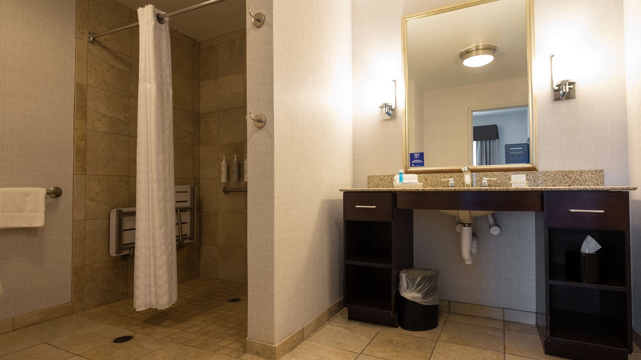 Photo of Bathroom in Joplin