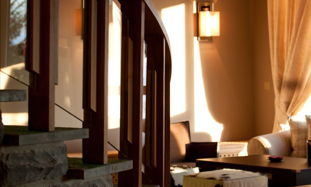 Photo of Others in Noes