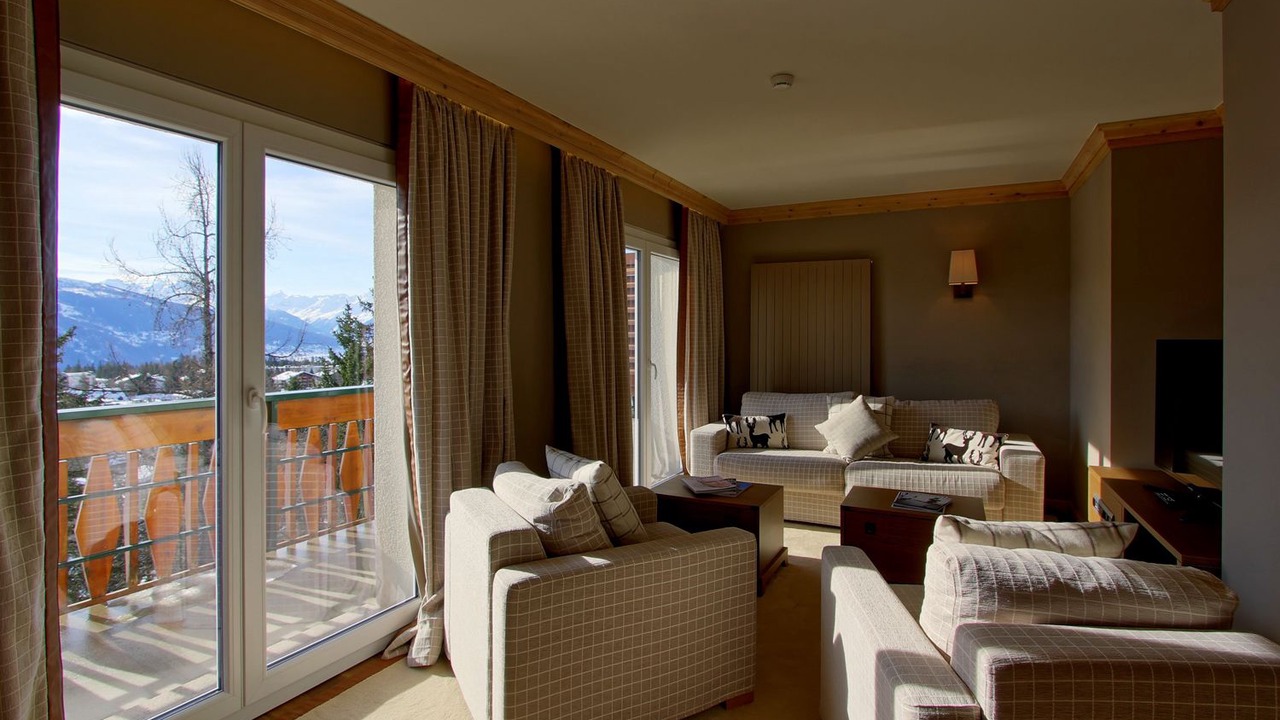 Photo of Bedroom in Noes