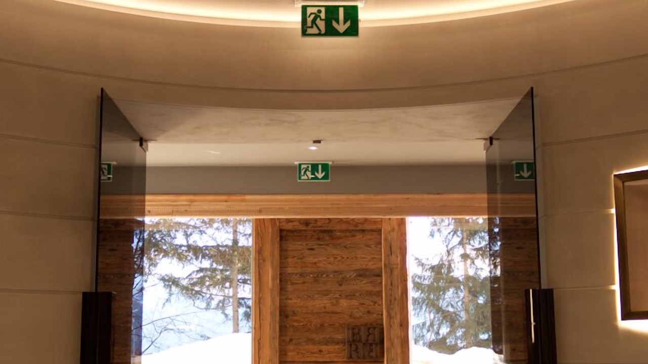 Photo of Others in Noes