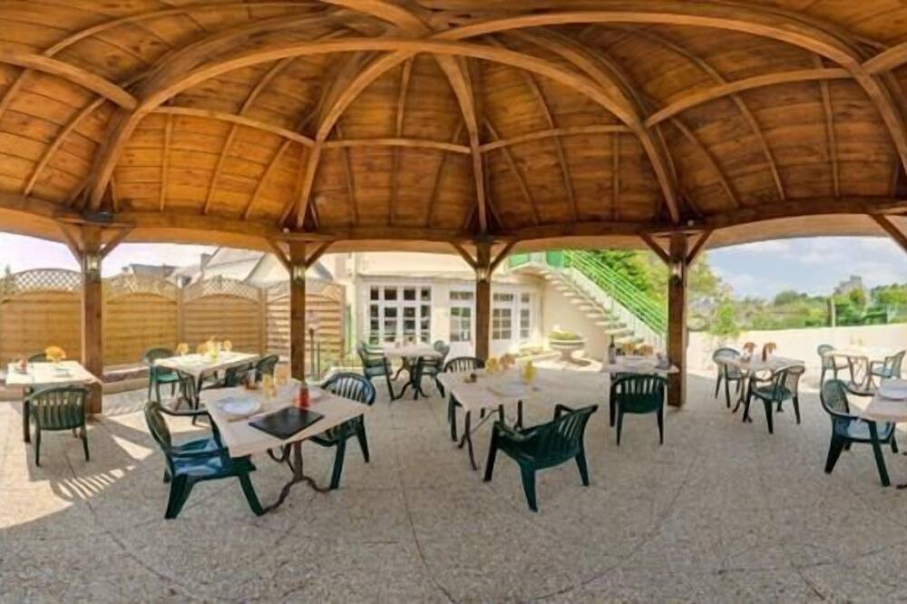 Photo of Outdoor in Locronan