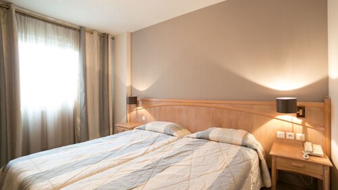 Photo of Bedroom in Le Vivier-sur-Mer