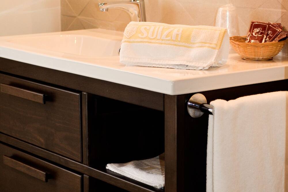 Photo of Bathroom in Bronchales