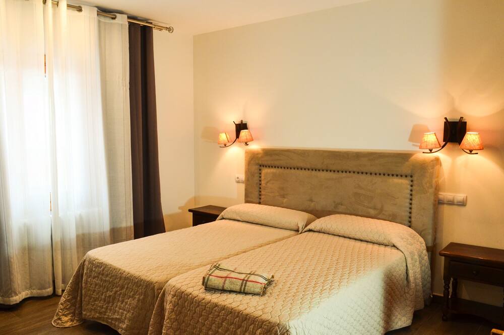 Photo of Bedroom in Bronchales