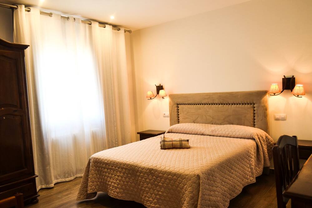 Photo of Bedroom in Bronchales