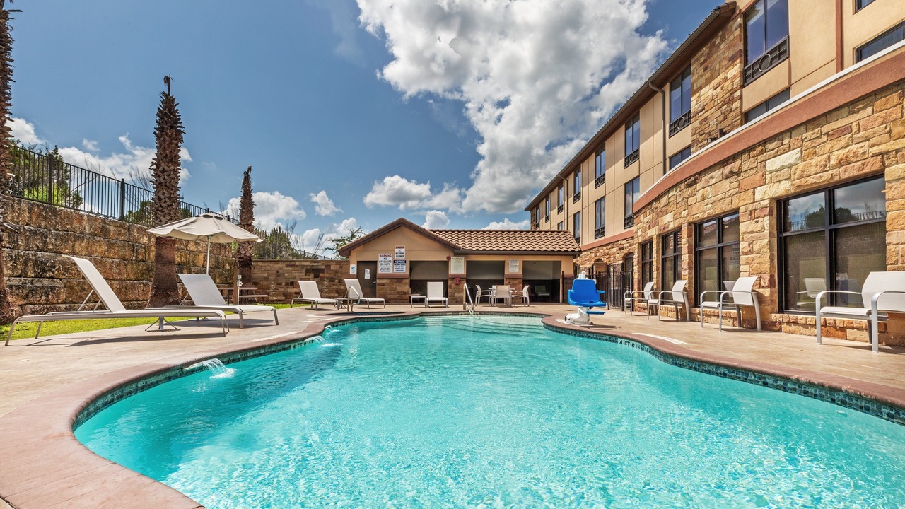 Photo of Outdoor in Vineyard Bay