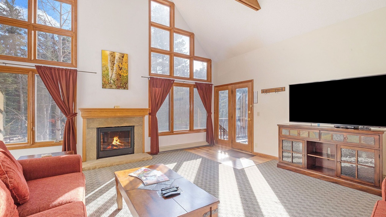 Photo of Livingroom in Estes Park