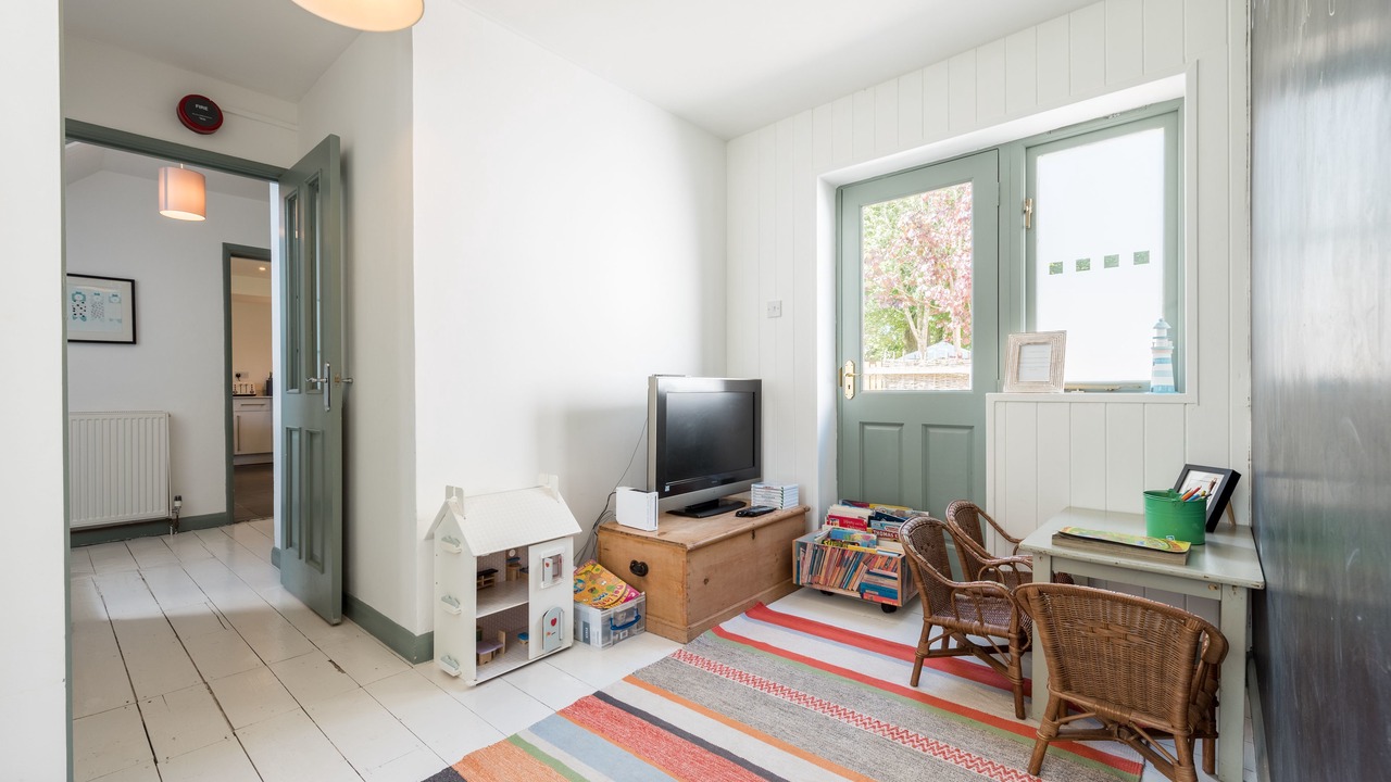 Photo of Bedroom in Ruan High Lanes