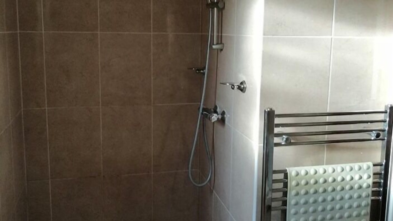 Photo of Bathroom in Windmill Hill