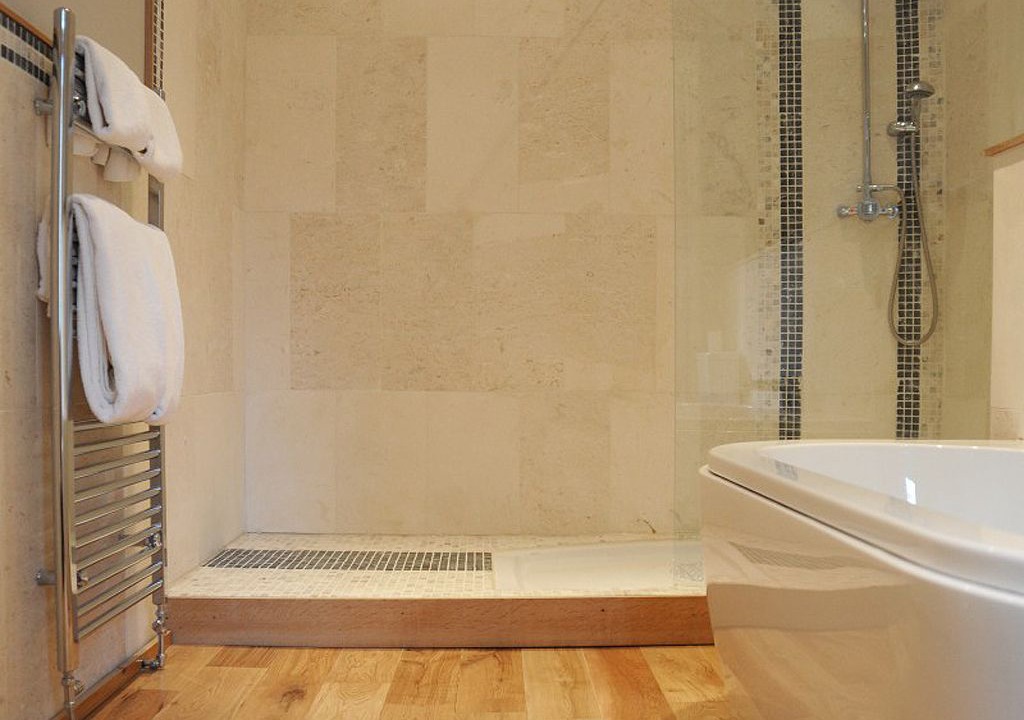 Photo of Bathroom in Cheshire West and Chester