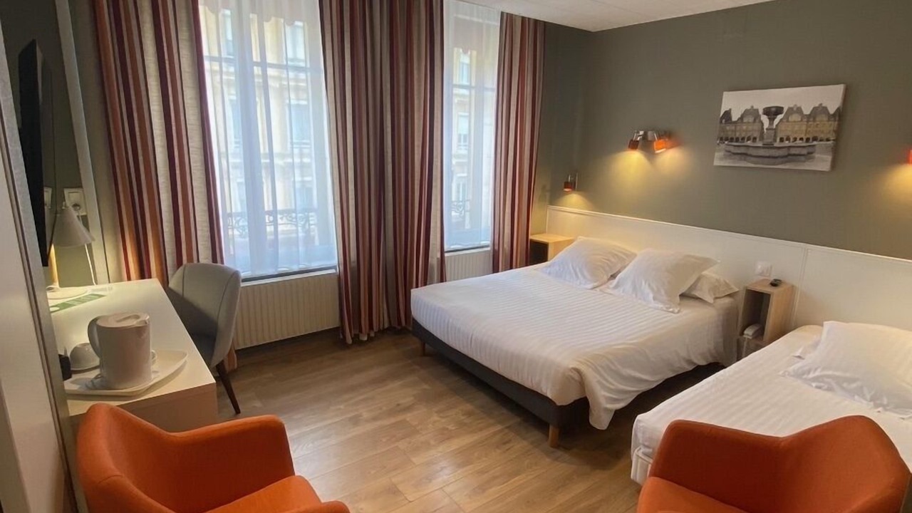 Photo of Bedroom in Charleville-Mezieres