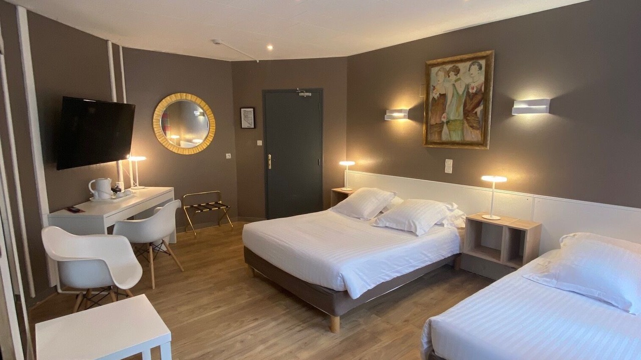 Photo of Bedroom in Charleville-Mezieres