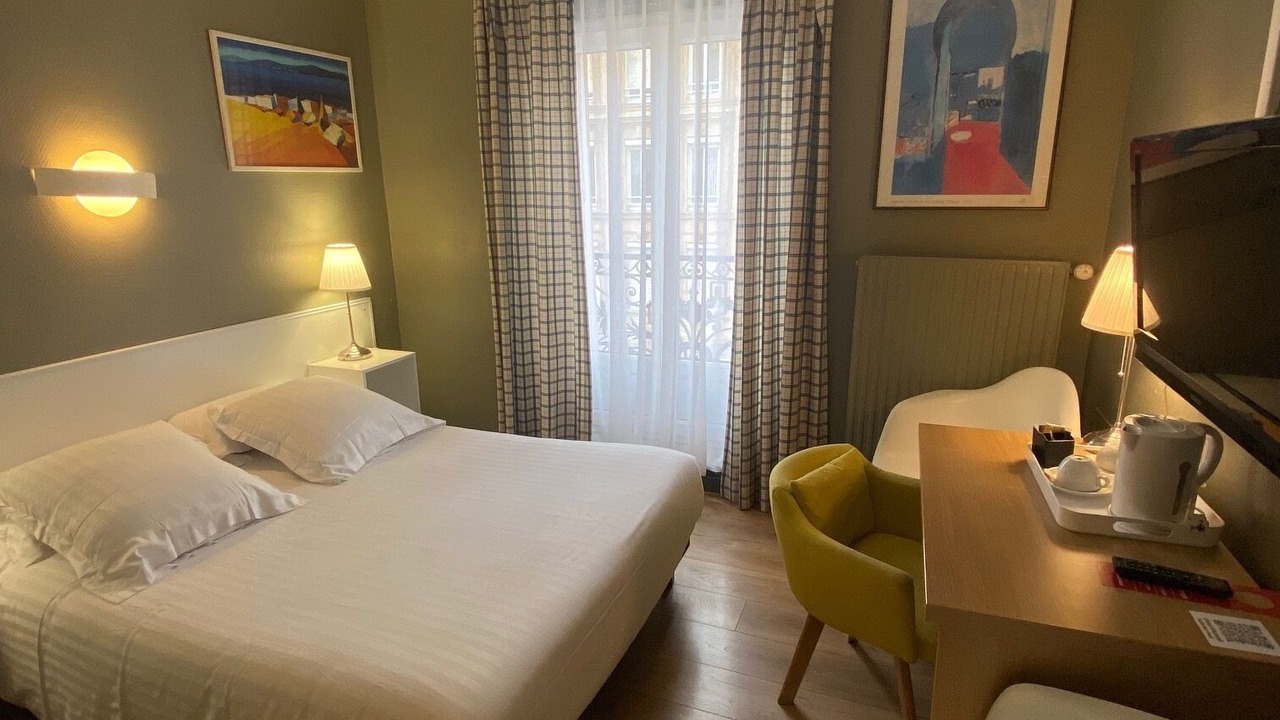 Photo of Bedroom in Charleville-Mezieres