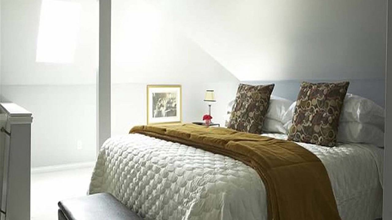 Photo of Bedroom in Chatham-Arch