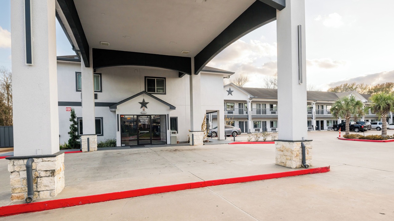 Photo of Outdoor in Greater Greenspoint