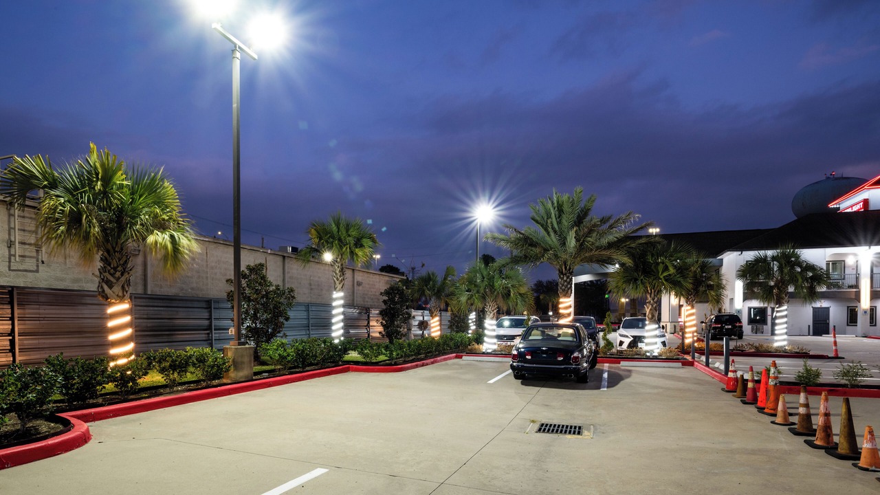 Photo of Outdoor in Greater Greenspoint