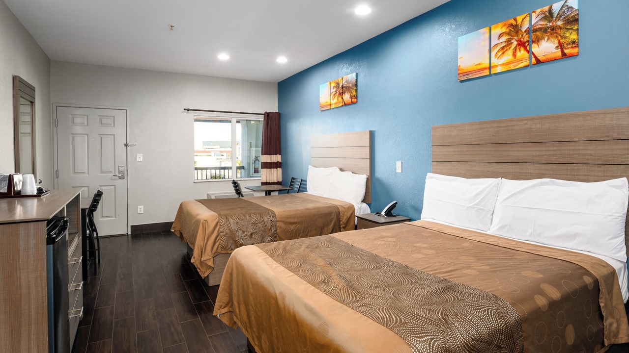 Photo of Bedroom in Greater Greenspoint