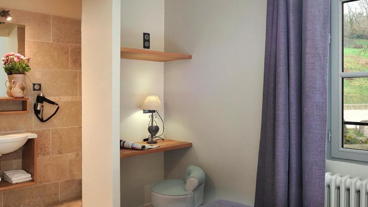 Photo of Bedroom in Pontaubert