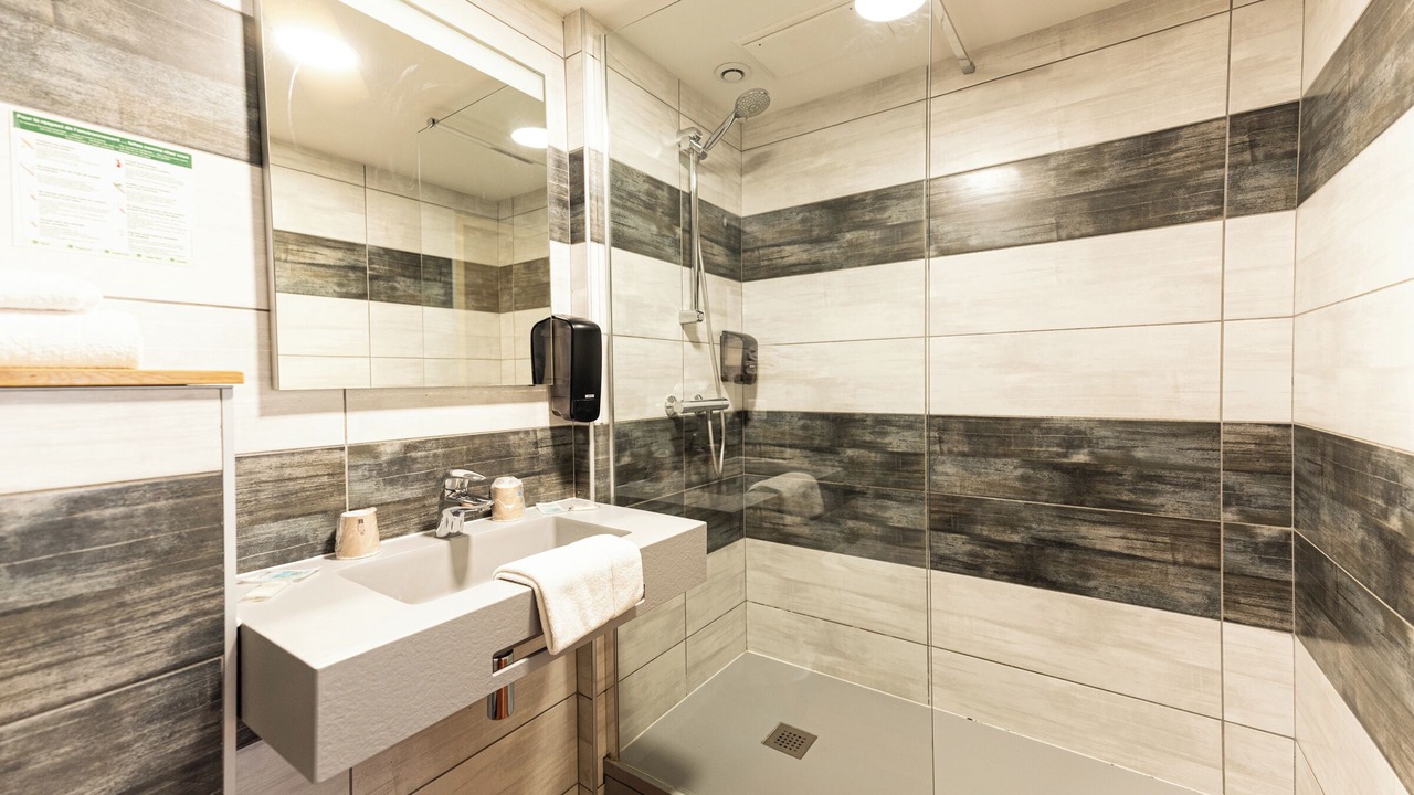 Photo of Bathroom in Remiremont