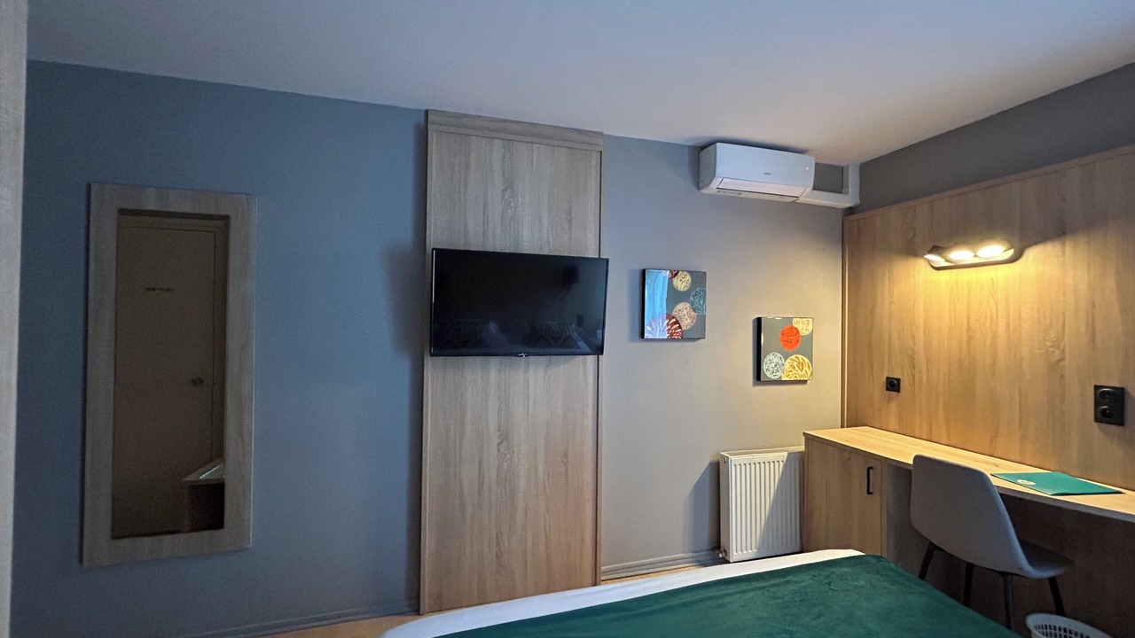 Photo of Bedroom in Saint Dezery