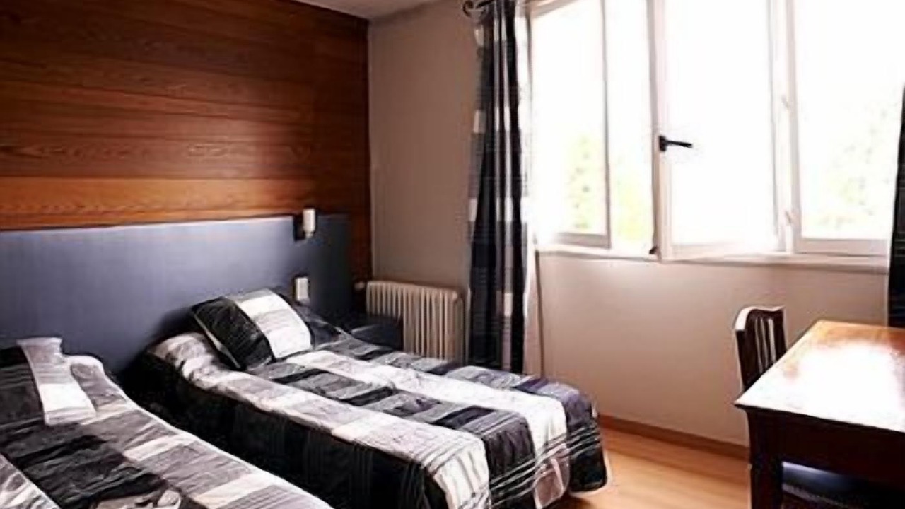 Photo of Bedroom in Gennes