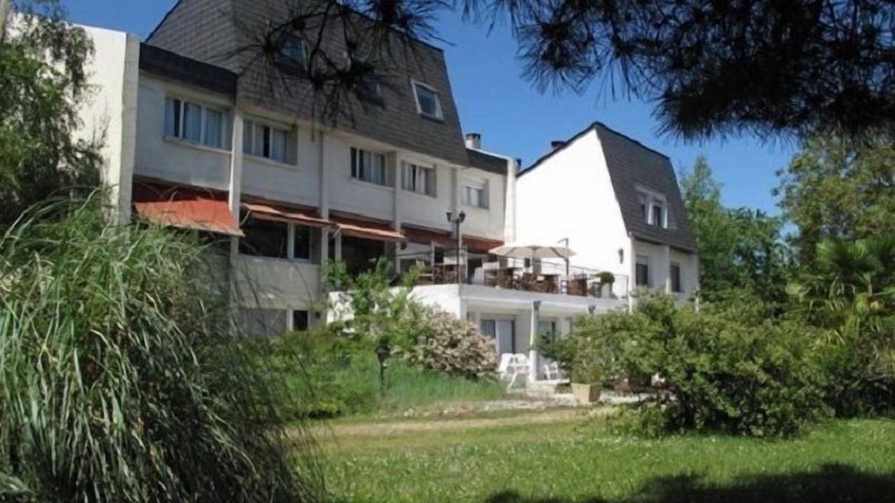 Photo of Outdoor in Gennes