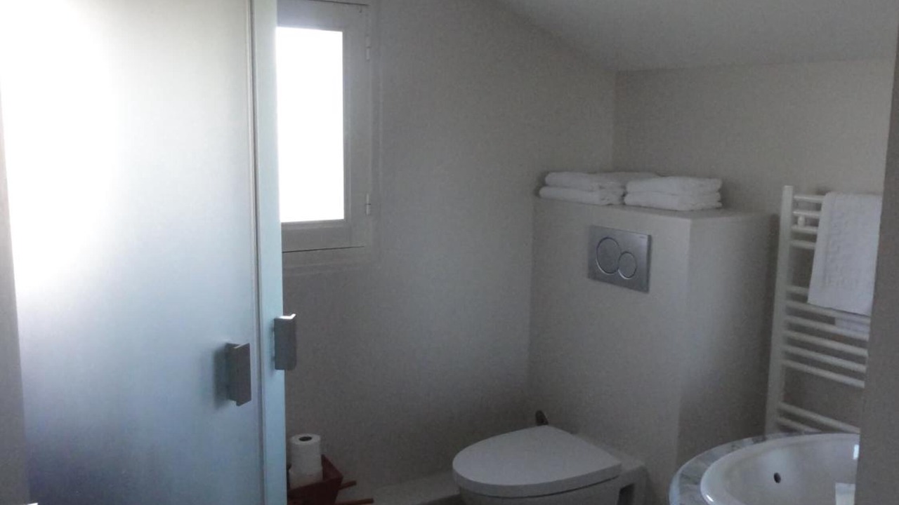 Photo of Others in Gennes