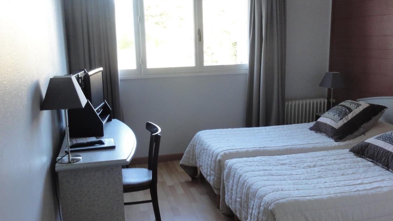 Photo of Others in Gennes