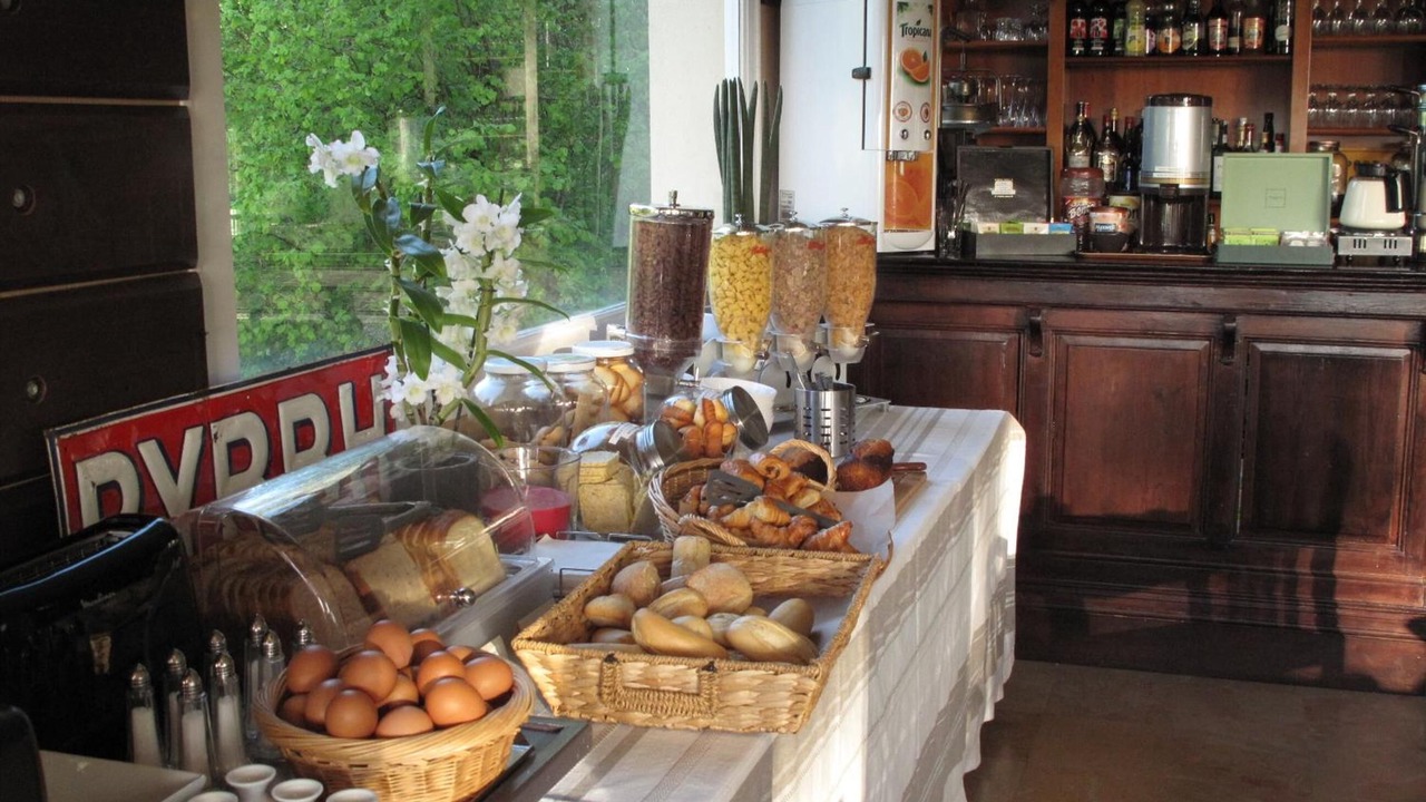 Photo of Others in Gennes