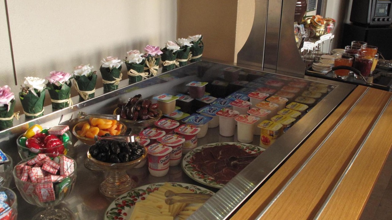 Photo of Others in Gennes