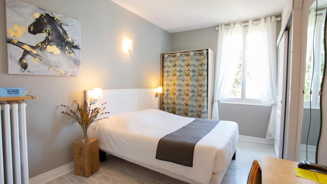 Photo of Bedroom in Gaillac