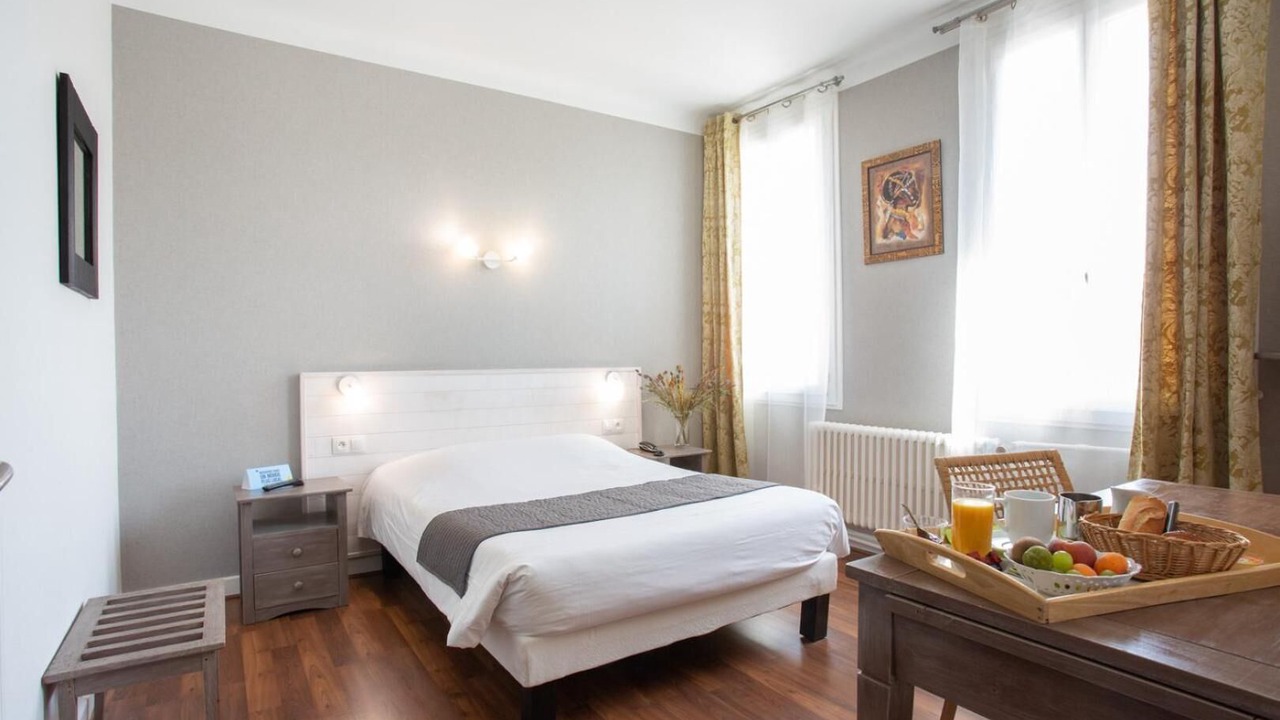 Photo of Bedroom in Gaillac