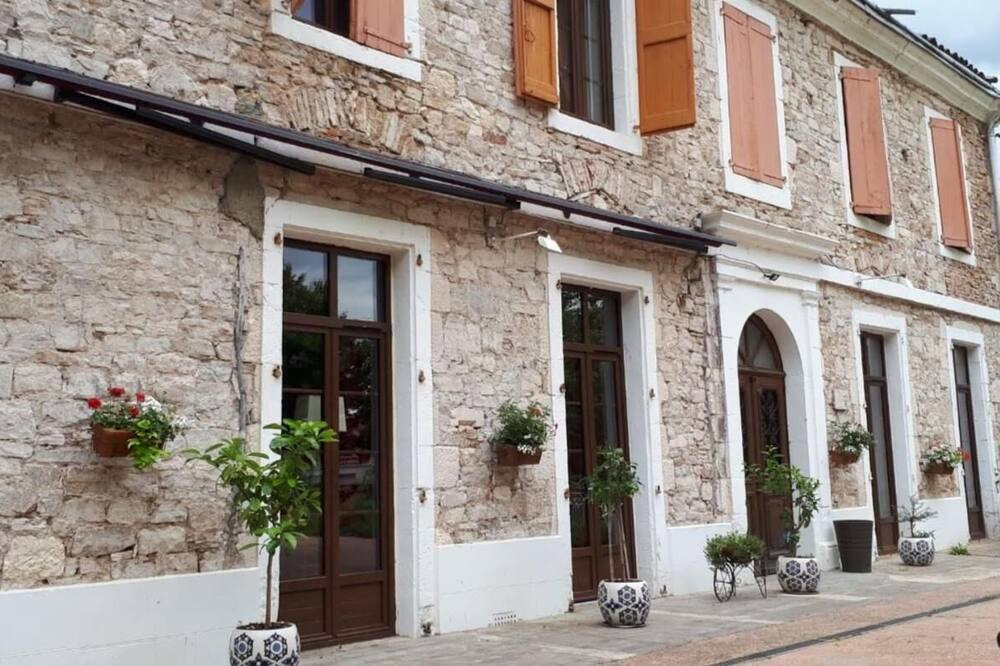 Photo of Outdoor in Aiguelèze