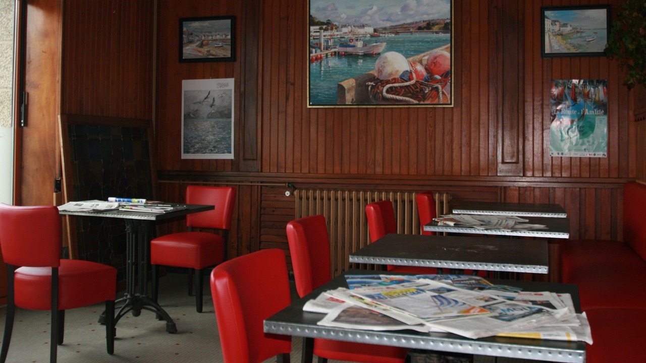 Photo of Others in Esquibien