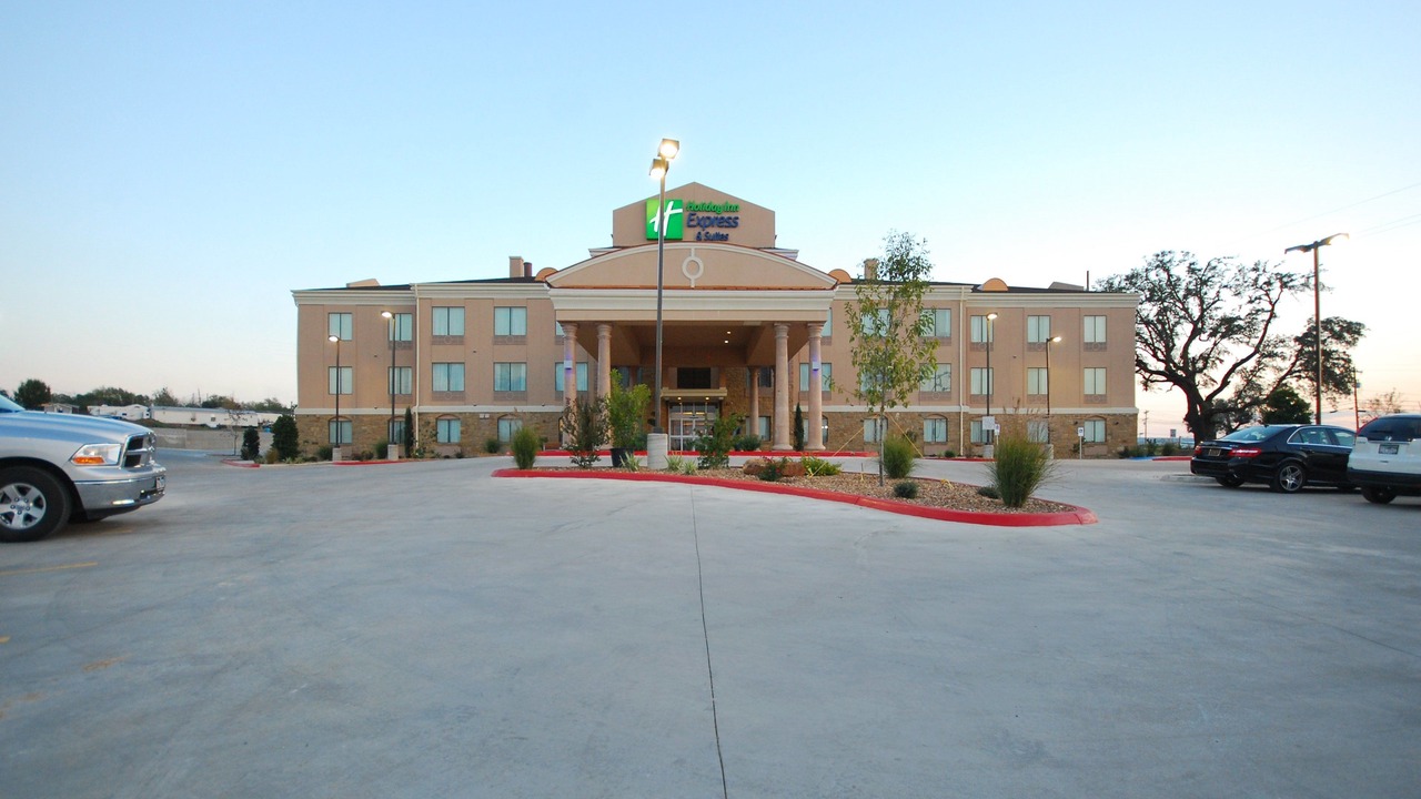 Photo of Outdoor in Gonzales